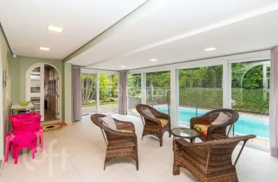 Casa com 3 quartos à venda na rua comendador josé júlio de mello, 121, teresópolis, porto alegre, 263 m2 por r$ 1.200.000