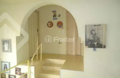 Casa com 4 quartos à venda na rua oscar schneider, 458, medianeira, porto alegre, 350 m2 por r$ 790.000