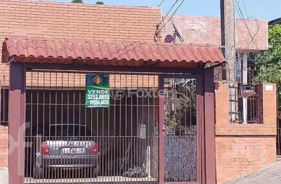 Casa com 2 quartos à venda na rua erechim, 237, nonoai, porto alegre, 315 m2 por r$ 371.000