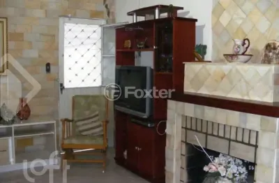 Casa com 3 quartos à venda na rua victor issler, 422, espírito santo, porto alegre, 300 m2 por r$ 477.000