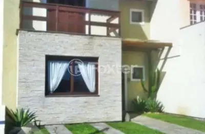 Casa com 3 quartos à venda na rua francisco solano borges, 83, hípica, porto alegre, 128 m2 por r$ 880.000