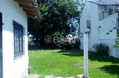 Casa com 1 quarto à venda na avenida guarujá, 220, guarujá, porto alegre, 28 m2 por r$ 437.000