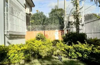 Casa com 4 quartos à venda na rua germano hasslocher, 34, azenha, porto alegre, 380 m2 por r$ 1.197.000