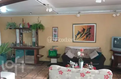 Casa com 7 quartos à venda na rua josé gomes, 237, tristeza, porto alegre, 335 m2 por r$ 1.500.000
