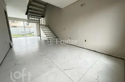 Casa com 2 quartos à venda na rua uruguai, 638, zona norte, capão da canoa, 136 m2 por r$ 890.000