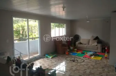 Casa com 2 quartos à venda na avenida orleaes, 840, guarujá, porto alegre, 120 m2 por r$ 400.000