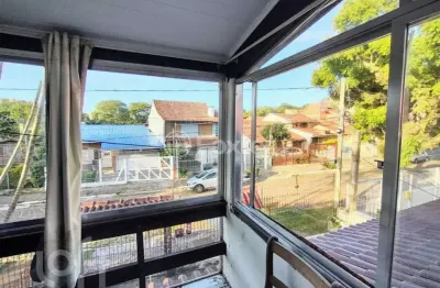 Casa com 6 quartos à venda na rua fábio de barros, 388, nonoai, porto alegre, 294 m2 por r$ 693.000
