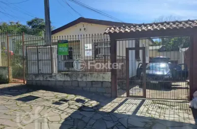 Casa com 2 quartos à venda na avenida jacuí, 1498, cristal, porto alegre, 200 m2 por r$ 540.000