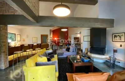 Casa em condomínio fechado com 3 quartos à venda na rua florida, 302, parque das hortênsias, canela, 250 m2 por r$ 3.190.000