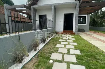 Casa com 3 quartos à venda na rua luís gali, 377, parque das hortênsias, canela, 111 m2 por r$ 1.295.000