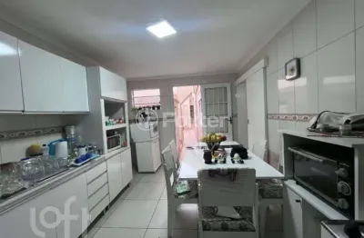Casa com 3 quartos à venda na rua pedro velho, 382, partenon, porto alegre, 219 m2 por r$ 450.000