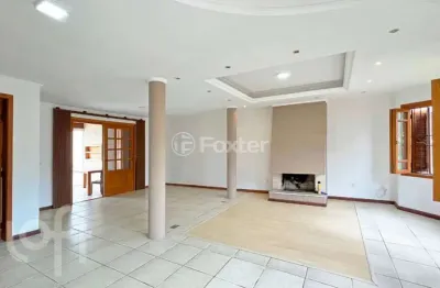 Casa com 3 quartos à venda na Avenida Guaíba, 2680, Ipanema, Porto Alegre, 257 m2 por R$ 1.390.000
