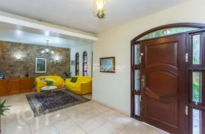 Casa com 4 quartos à venda na avenida capivari, 165, cristal, porto alegre, 345 m2 por r$ 1.050.000