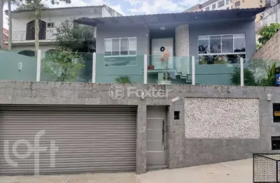 Casa com 3 quartos à venda na rua fernando abbott, 1175, cristo redentor, porto alegre, 206 m2 por r$ 1.495.000
