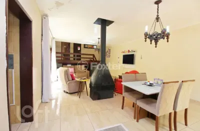 Casa com 3 quartos à venda na rua doutor ernesto di primio beck, 275, vila joão pessoa, porto alegre, 246 m2 por r$ 550.000