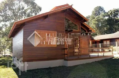 Casa com 2 quartos à venda na rua leopoldo prux, 294, parque das hortênsias, canela, 86 m2 por r$ 950.000