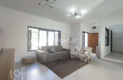 Casa com 3 quartos à venda na rua reinaldo becker, 100, scharlau, são leopoldo, 94 m2 por r$ 570.000