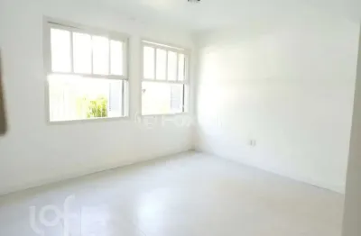 Apartamento com 2 quartos à venda na rua santo antônio, 611, floresta, porto alegre, 107 m2 por r$ 390.000