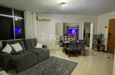 Apartamento com 2 quartos à venda na avenida wenceslau escobar, 1086, cristal, porto alegre, 63 m2 por r$ 290.000
