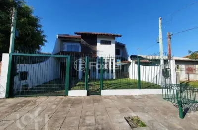 Casa com 4 quartos à venda na rua joaquim nabuco, 800, fátima, canoas, 312 m2 por r$ 649.999