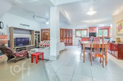 Casa com 4 quartos à venda na avenida vicente monteggia, 2000, cavalhada, porto alegre, 268 m2 por r$ 790.000