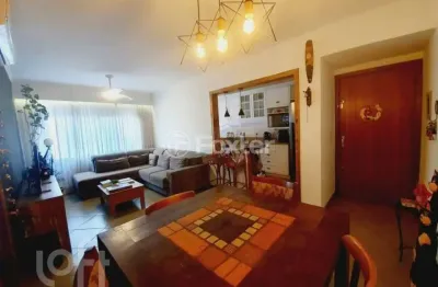 Apartamento com 3 quartos à venda na rua general couto de magalhães, 648, são joão, porto alegre, 89 m2 por r$ 470.000