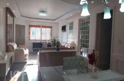 Casa com 4 quartos à venda na rua primeiro de maio, 42, partenon, porto alegre, 336 m2 por r$ 1.350.000