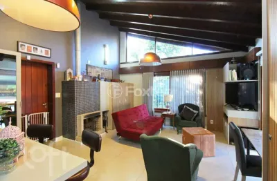Casa com 4 quartos à venda na rua professora cecília corseuil, 196, tristeza, porto alegre, 320 m2 por r$ 2.180.000