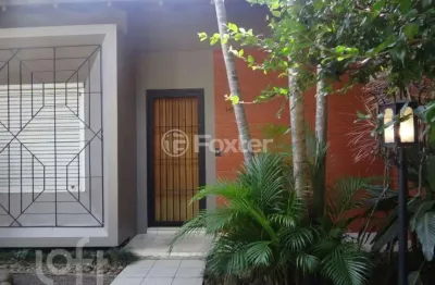 Casa com 4 quartos à venda na rua vital brasil, 160, jardim itu sabará, porto alegre, 174 m2 por r$ 912.000