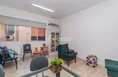 Sala comercial com 1 sala à venda na avenida assis brasil, 2474, passo da areia, porto alegre, 30 m2 por r$ 145.000