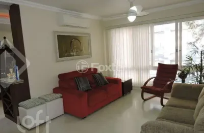 Apartamento com 3 quartos à venda na rua carazinho, 217, petrópolis, porto alegre, 104 m2 por r$ 720.000