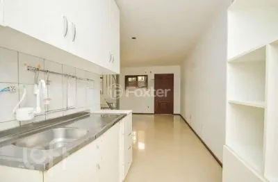 Casa em condomínio fechado com 2 quartos à venda na avenida monte cristo, 100, vila nova, porto alegre, 56 m2 por r$ 240.000