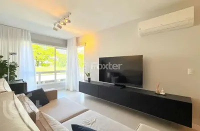 Apartamento com 2 quartos à venda na rua artur rocha, 397, auxiliadora, porto alegre, 77 m2 por r$ 880.000