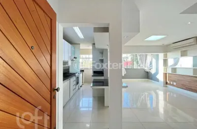 Cobertura com 2 quartos à venda na avenida pereira passos, 3890, vila assunção, porto alegre, 143 m2 por r$ 810.000