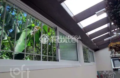 Casa em condomínio fechado com 3 quartos à venda na rua coronel frederico carlos gomes, 105, vila nova, porto alegre, 143 m2 por r$ 329.000