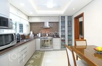 Casa com 3 quartos à venda na rua doutor egydio michaelsen, 240, cavalhada, porto alegre, 245 m2 por r$ 980.000