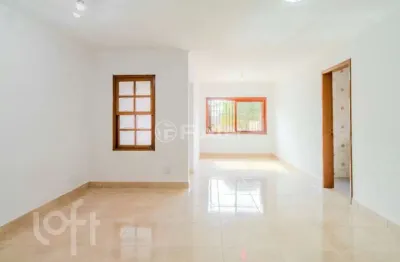 Casa com 3 quartos à venda na rua oiampi, 420, guarujá, porto alegre, 138 m2 por r$ 600.000