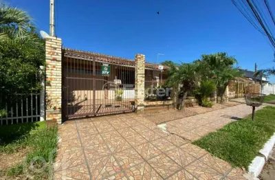 Casa com 4 quartos à venda na rua das araras, 1114, harmonia, canoas, 164 m2 por r$ 580.000