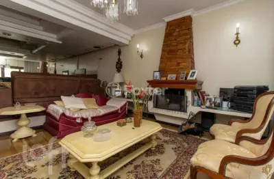 Casa com 4 quartos à venda na rua geraldo souza moreira, 65, passo da areia, porto alegre, 147 m2 por r$ 1.100.000