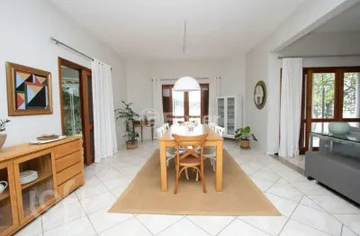 Casa com 6 quartos à venda na rua crisógono vieira da cruz, 561, lagoa da conceição, florianópolis, 506 m2 por r$ 4.600.000