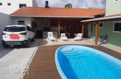 Casa com 3 quartos à venda na servidão alayde francisca de oliveira, 46, são joão do rio vermelho, florianópolis, 242 m2 por r$ 660.000