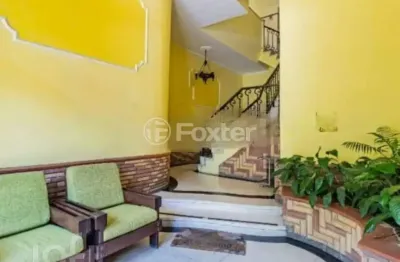 Apartamento com 2 quartos à venda na rua morretes, 24, santa maria goretti, porto alegre, 71 m2 por r$ 266.000