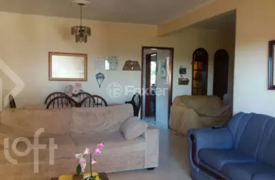 Casa com 2 quartos à venda na rua intendente alfredo azevedo, 1305, glória, porto alegre, 526 m2 por r$ 2.500.000
