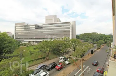 Apartamento com 2 quartos à venda na rua ramiro barcelos, 2073, santana, porto alegre, 75 m2 por r$ 319.000