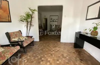 Casa com 2 quartos à venda na rua afonso pena, 135, azenha, porto alegre, 180 m2 por r$ 765.000