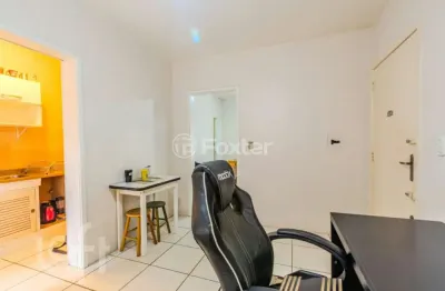 Apartamento com 1 quarto à venda na avenida venâncio aires, 37, azenha, porto alegre, 38 m2 por r$ 198.000