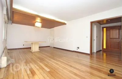 Apartamento com 3 quartos à venda na rua são vicente, 105, rio branco, porto alegre, 148 m2 por r$ 1.060.000