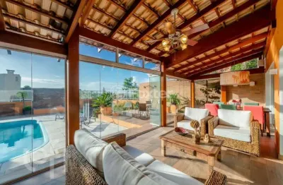 Casa com 4 quartos à venda na rua goitacaz, 271, vila assunção, porto alegre, 450 m2 por r$ 2.490.000