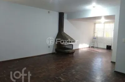 Casa com 4 quartos à venda na rua estevão cruz, 123, cristal, porto alegre, 195 m2 por r$ 834.000