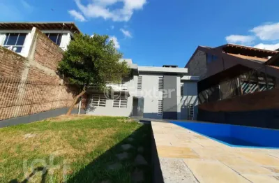 Casa com 3 quartos à venda na avenida coronel travassos, 538, rondônia, novo hamburgo, 217 m2 por r$ 799.000